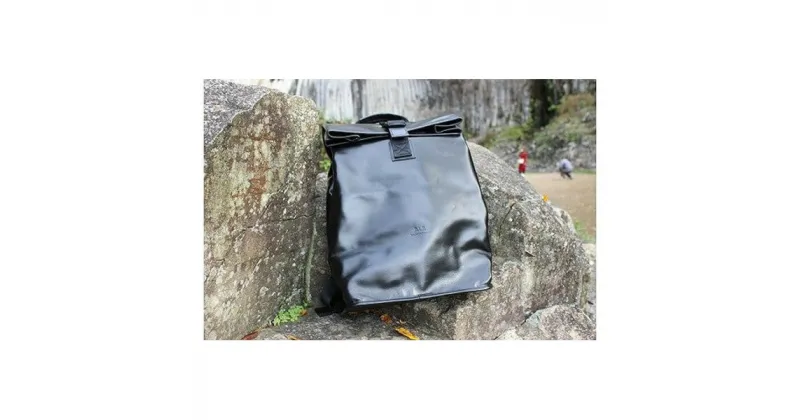 【ふるさと納税】「防水革背負袋」 Waterproof leather Backpack （クロ） / バッグ かばん